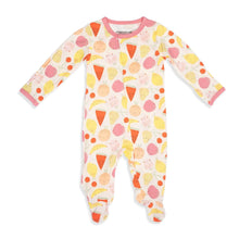 Load image into Gallery viewer, Squeeze The Day Magnetic Footie