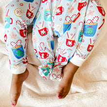 Load image into Gallery viewer, wake me up before you cocoa modal magnetic no drama pajama long sleeve set
